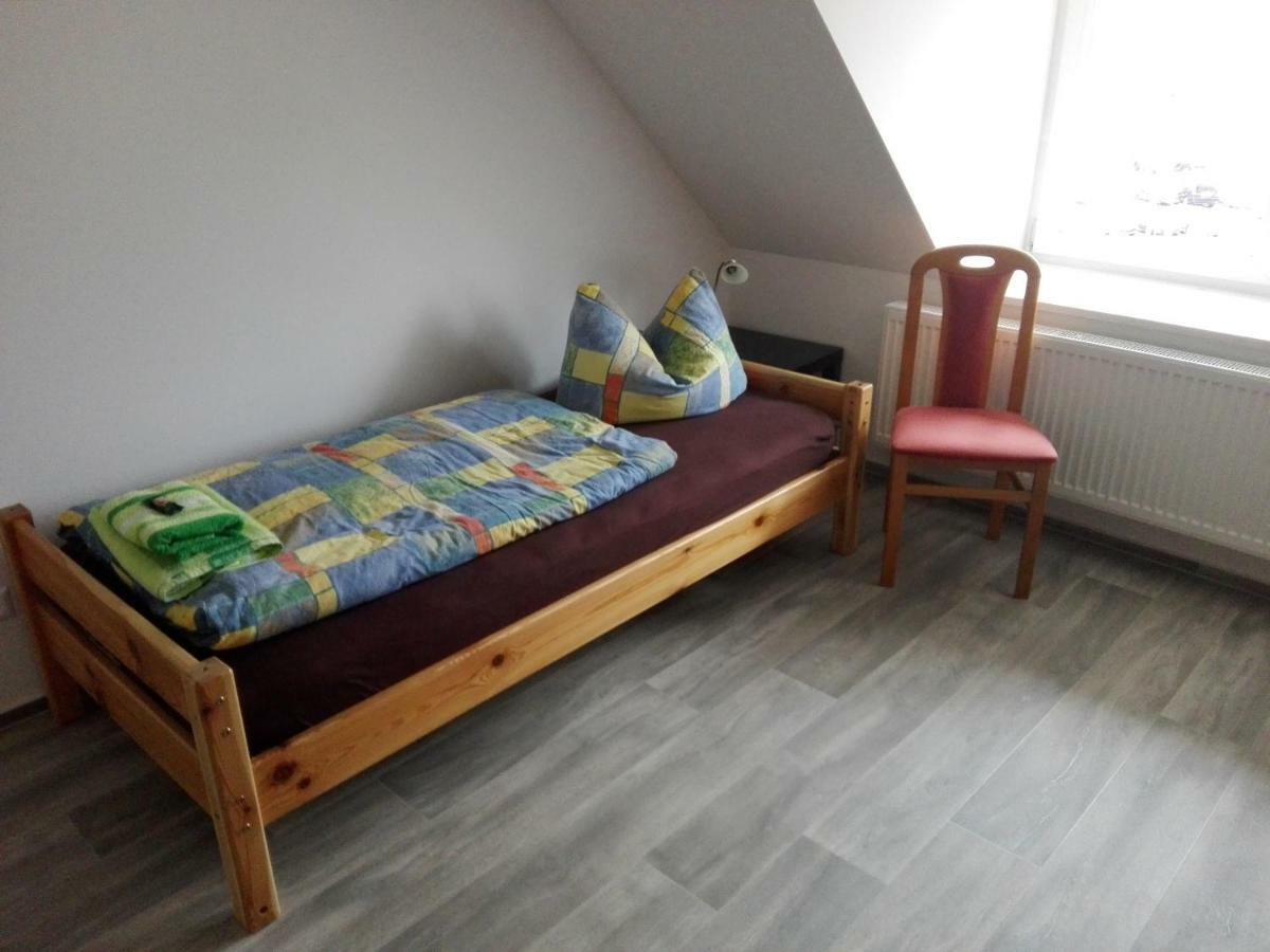 Pension Bernburg A² Esterno foto